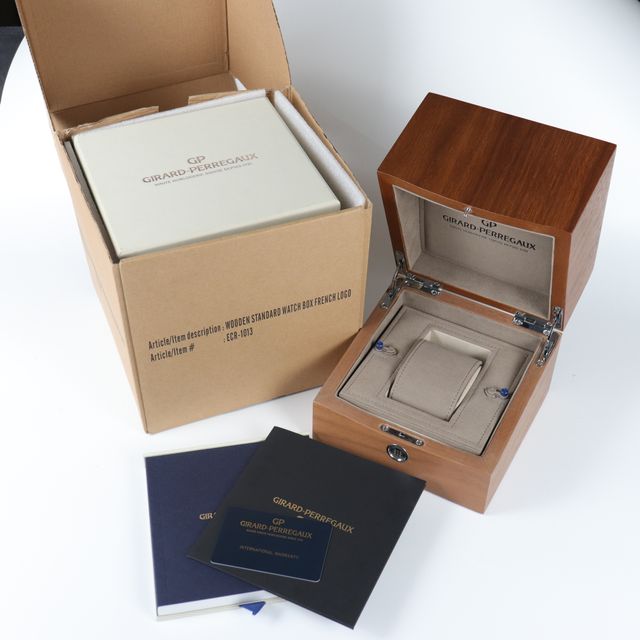 Girard Perregaux Laureato 81010-32-631-32A Image 6